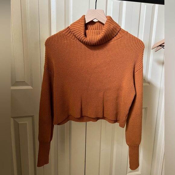 🍁 Fall Style Bundle 🍁 Jeans, Sweater & Sneaker Bundle, perfect for the season! - Picture 3 of 16